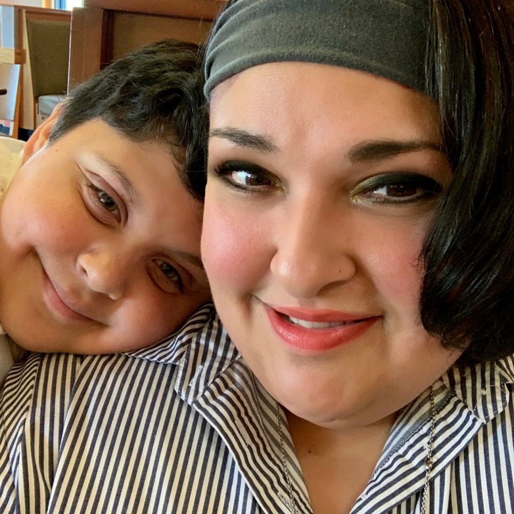 Meet your Posher, Mayra